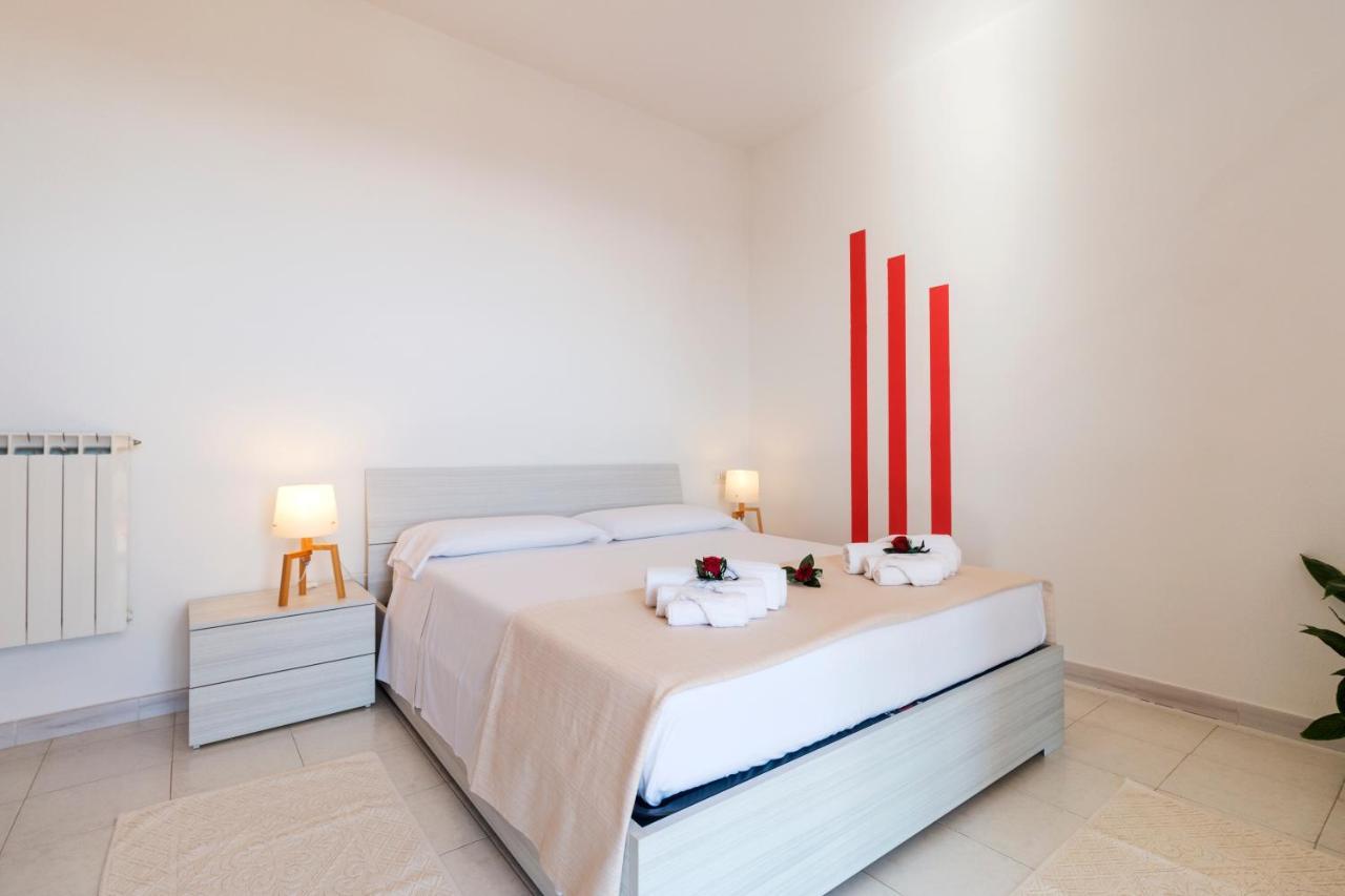Suite Apartment La Punta Cala Gonone Exterior foto