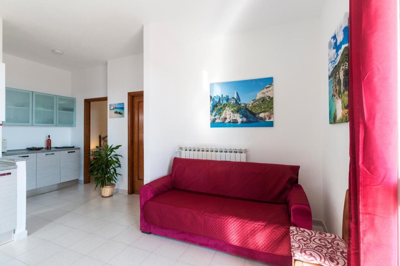 Suite Apartment La Punta Cala Gonone Exterior foto
